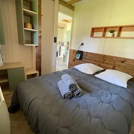39m² Pour 4 Personnes Avec Terrasse - Api-1-52-669