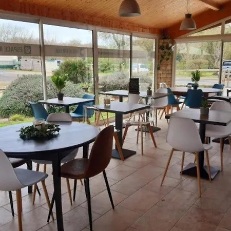 39m² Pour 4 Personnes Avec Terrasse - Api-1-52-669 Campingplatz Coulon