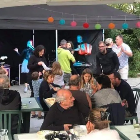 39m² Pour 4 Personnes Avec Terrasse - Api-1-52-669 *