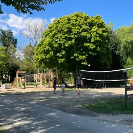 39m² Pour 4 Personnes Avec Terrasse - Api-1-52-669 *