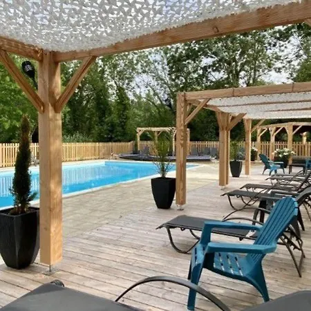 39m² Pour 4 Personnes Avec Terrasse - Api-1-52-669 * Coulon