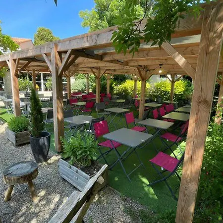 39m² Pour 4 Personnes Avec Terrasse - Api-1-52-669 * Coulon