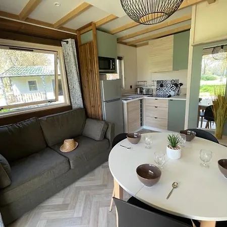 39m² Pour 4 Personnes Avec Terrasse - Api-1-52-669 Kemp Coulon