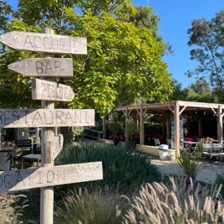 39m² Pour 4 Personnes Avec Terrasse - Api-1-52-669 * Coulon