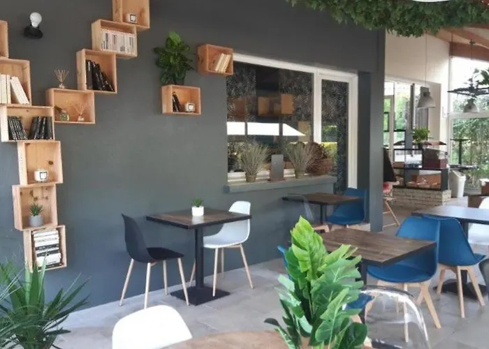 39m² Pour 4 Personnes Avec Terrasse - Api-1-52-669