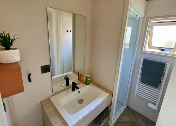 39m² Pour 4 Personnes Avec Terrasse - Api-1-52-669 *