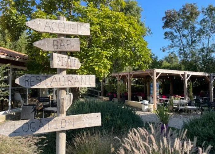 39m² Pour 4 Personnes Avec Terrasse - Api-1-52-669 * Coulon